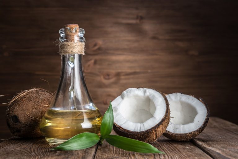 25 Reasons to Use Coconut Oil Infographic