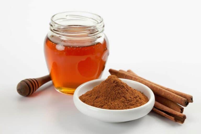 Benefits of Honey and Cinnamon: Can 2 Superfoods Be Better Than 1?